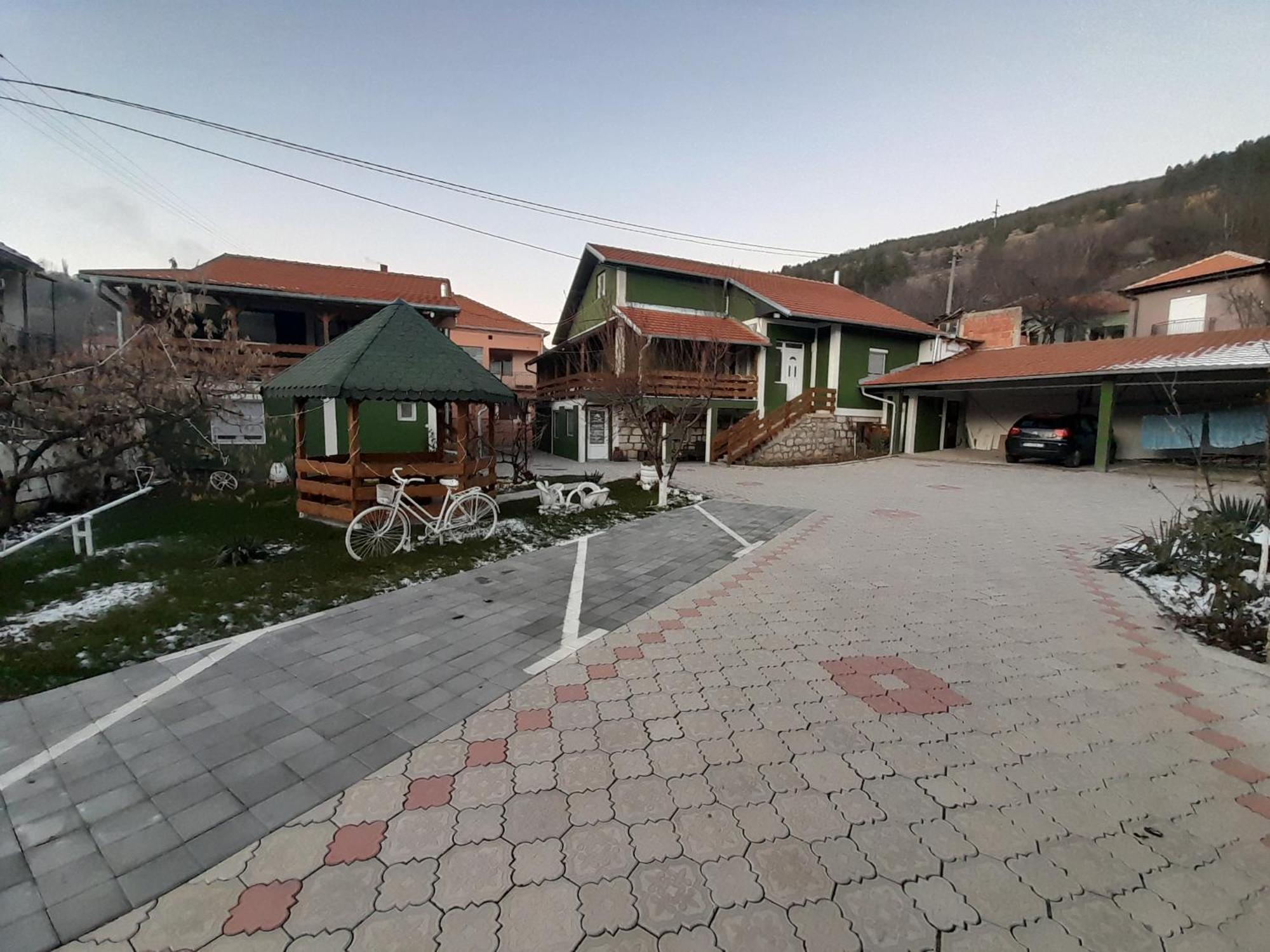 Guest House Vila Banjica Pirot Luaran gambar
